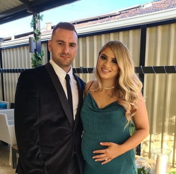 Meet your Posher, Melissa - Picture 1 of 1